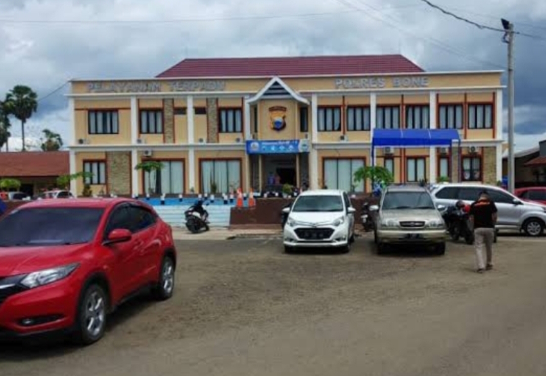 Polisi Tangkap Ketua RT di Bone yang Terlibat Jaringan Narkoba Internasional